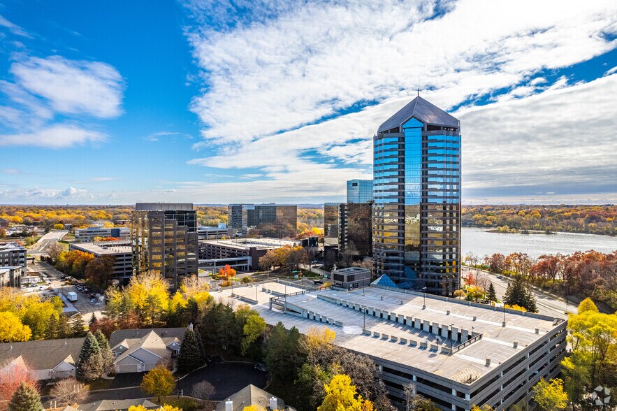 More Photos Of 8500 Normandale Lake Blvd, Bloomington Coworking Space