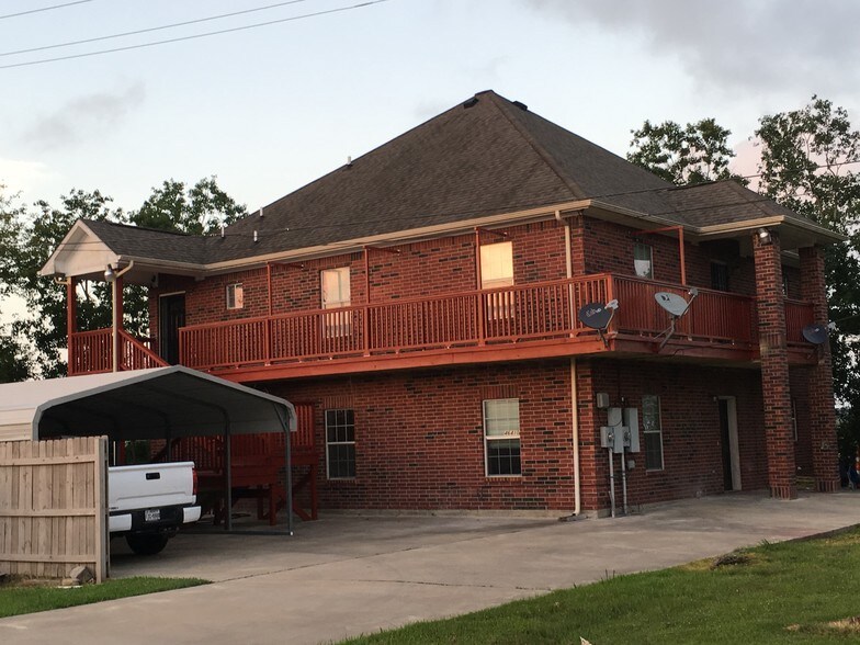 More Photos Of 46328 Interstate 10, Winnie Restaurant For Sale