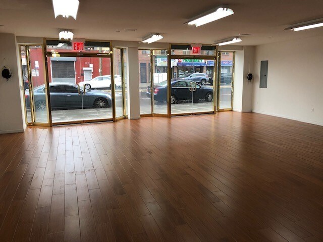 More Photos Of 172-18 Jamaica Ave, Jamaica Coworking Space