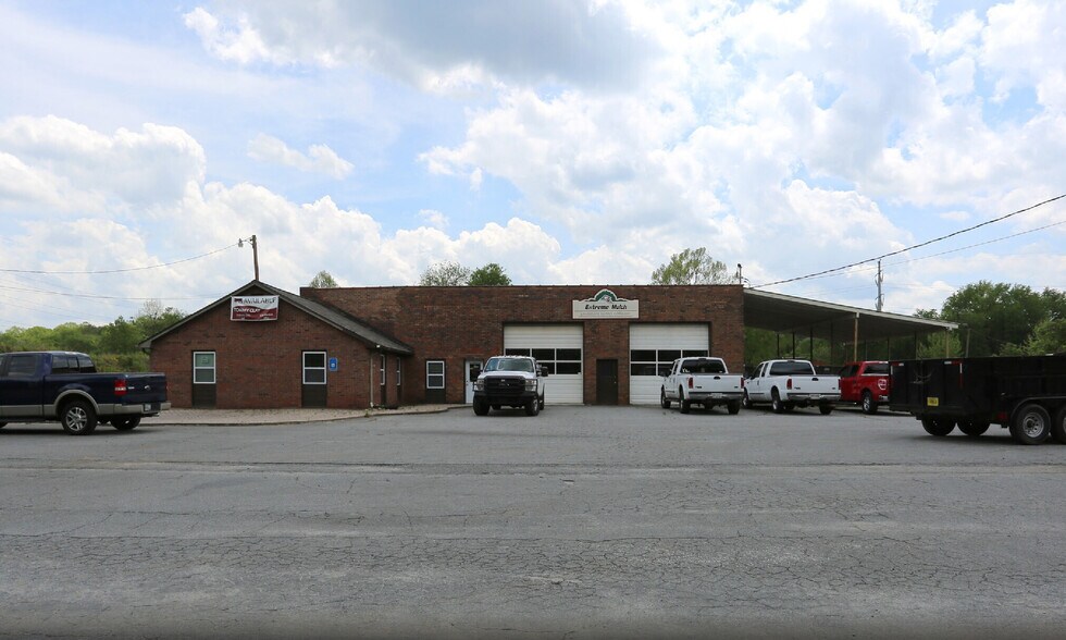 Primary Photo Of 846 Old Ball Ground Hwy, Canton Warehouse For Lease