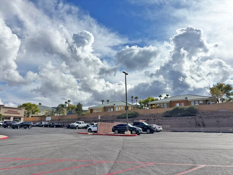 More Photos Of Stephanie And Horizon Rdg, Henderson Land For Sale