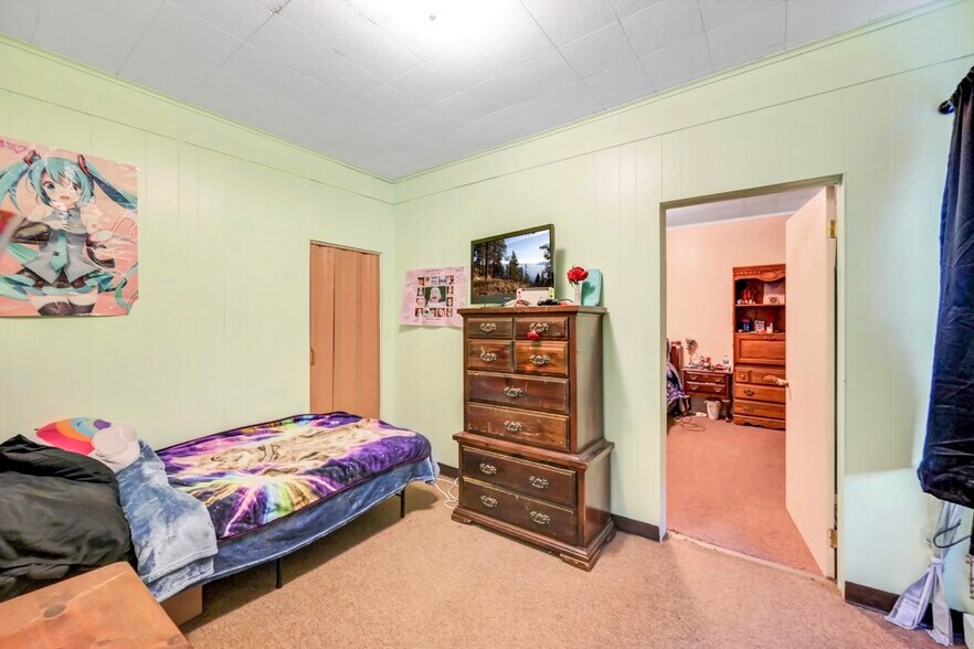 More Photos Of 535 Green Ridge St, Scranton Storefront Retail Residential For Sale