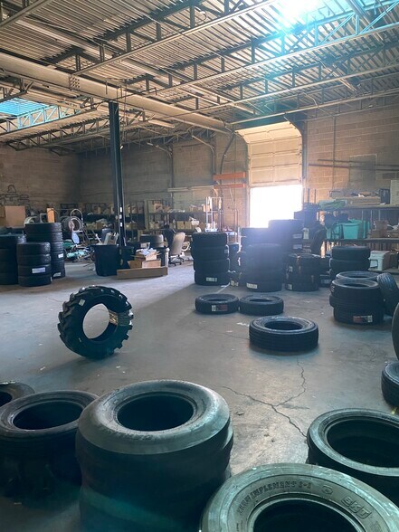 More Photos Of 3007 S Fillmore St, Amarillo Warehouse For Lease