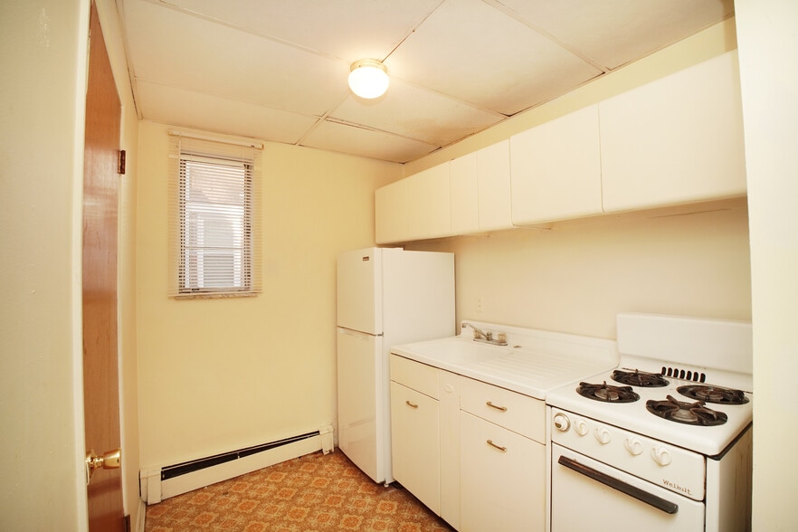 119 Louis Ave, Cincinnati, OH 45220 Apartments For Sale