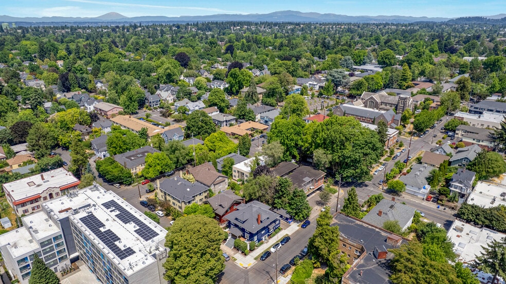 More Photos Of 1804 NE 14th Ave, Portland Apartments For Sale