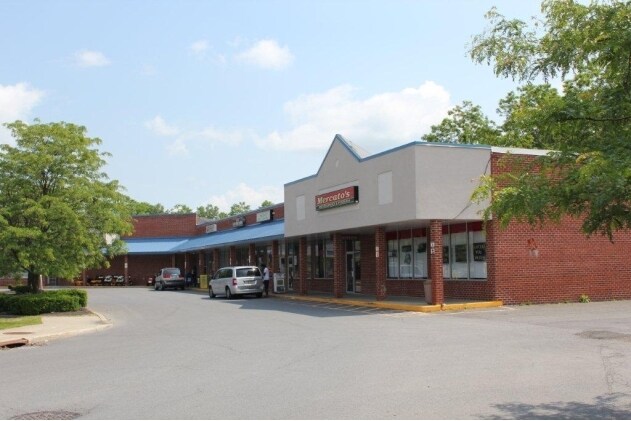 More Photos Of 1649 Columbia Tpke, Castleton On Hudson Freestanding For Lease