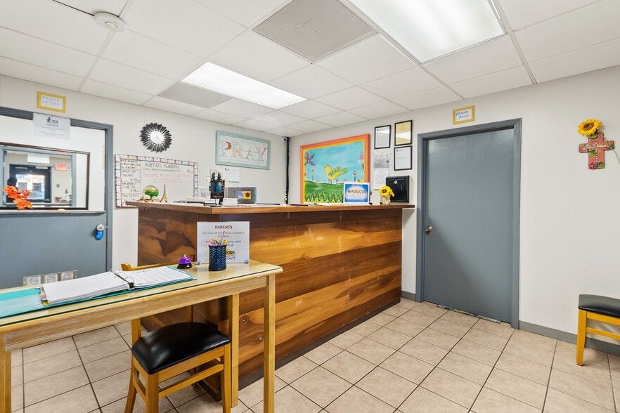 More Photos Of 16737 Sprawling Oaks Dr, Conroe Daycare Center For Sale