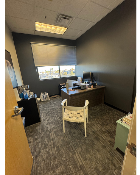 More Photos Of 9890 S Maryland Pky, Las Vegas Storefront Retail Office For Lease