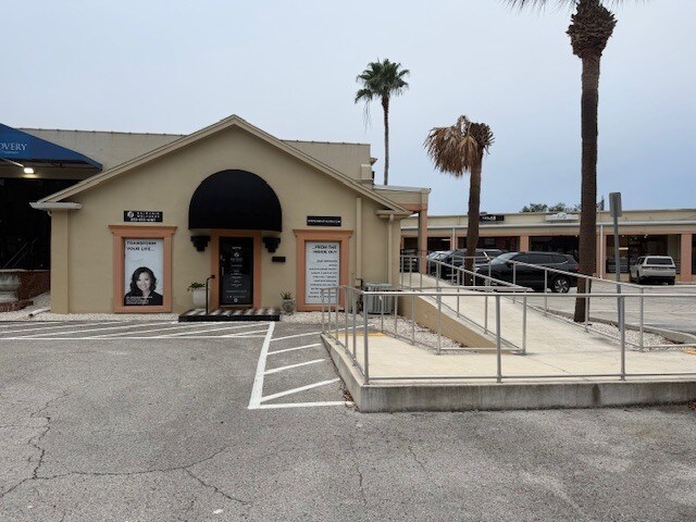 Primary Photo Of 3215-3217 S Macdill, Tampa Unknown For Lease