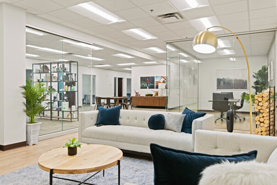 More Photos Of 5255 N Edgewood Dr, Provo Office For Lease