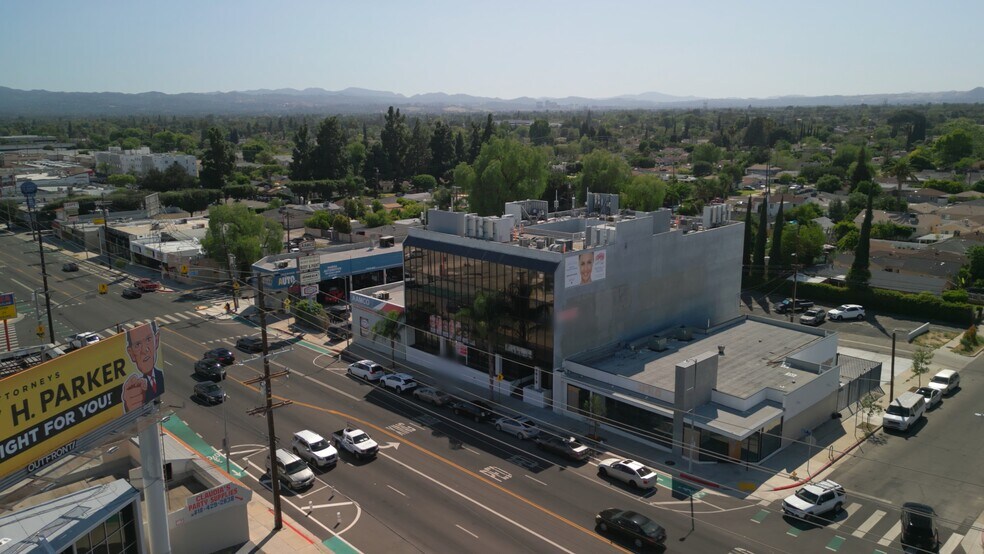 More Photos Of 8619 Reseda Blvd, Northridge Medical For Sale
