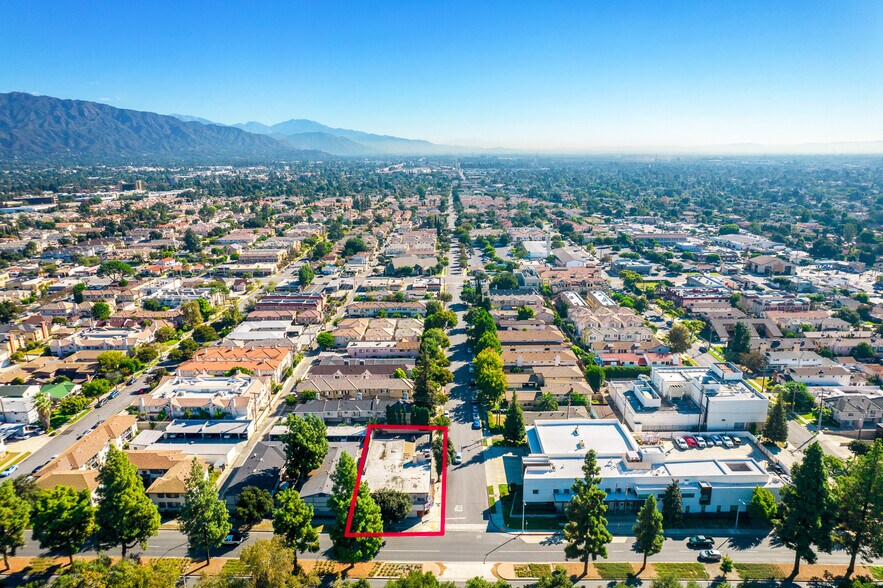 More Photos Of 624 S Santa Anita Ave, Arcadia Storefront Retail Residential For Lease