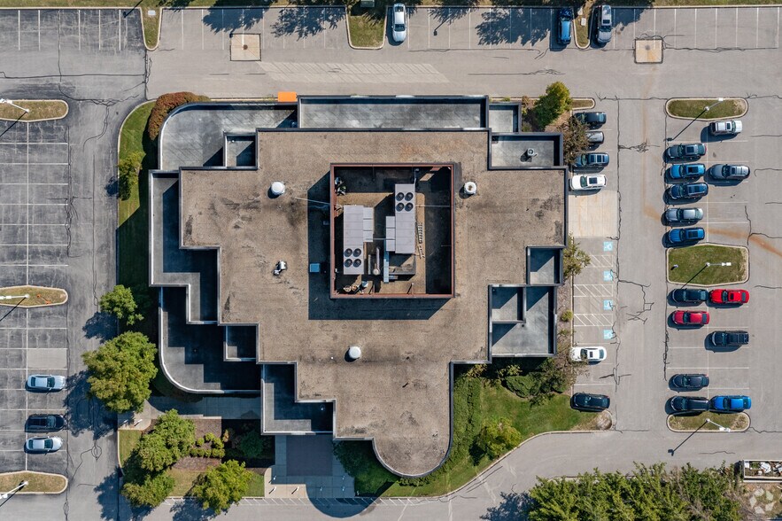 More Photos Of 25700 Science Park Dr, Beachwood Office For Lease