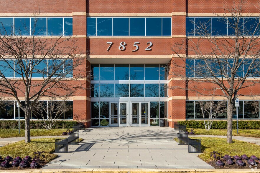 More Photos Of 7852 Walker Dr, Greenbelt Office For Lease