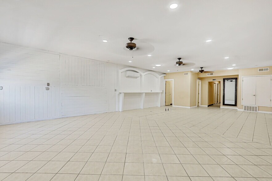 More Photos Of 2222 Bassett Ave, El Paso Storefront Retail Residential For Sale