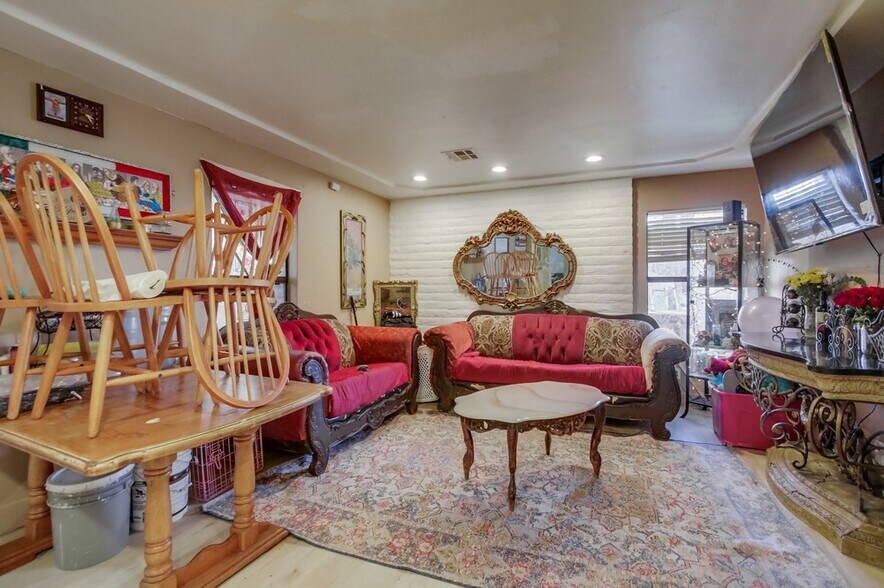 More Photos Of 215 Willie James Jones Ave, San Diego Apartments For Sale