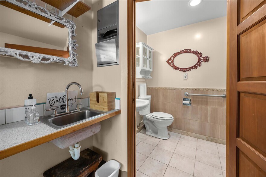 More Photos Of 16708 140th Pl NE, Woodinville Winery Vineyard For Lease