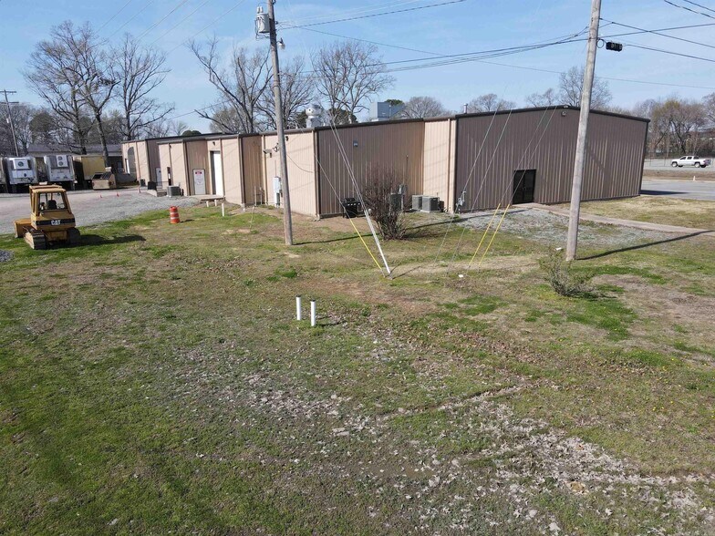 More Photos Of 418 Eastline Rd, Searcy Light Distribution For Sale