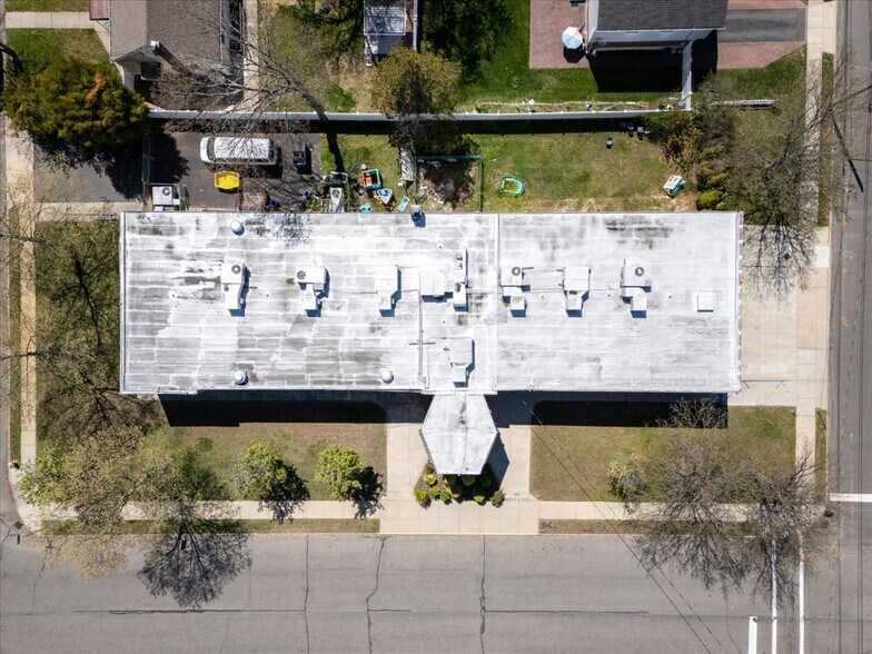 More Photos Of 330 Central Ave, Deer Park Religious Facility For Sale