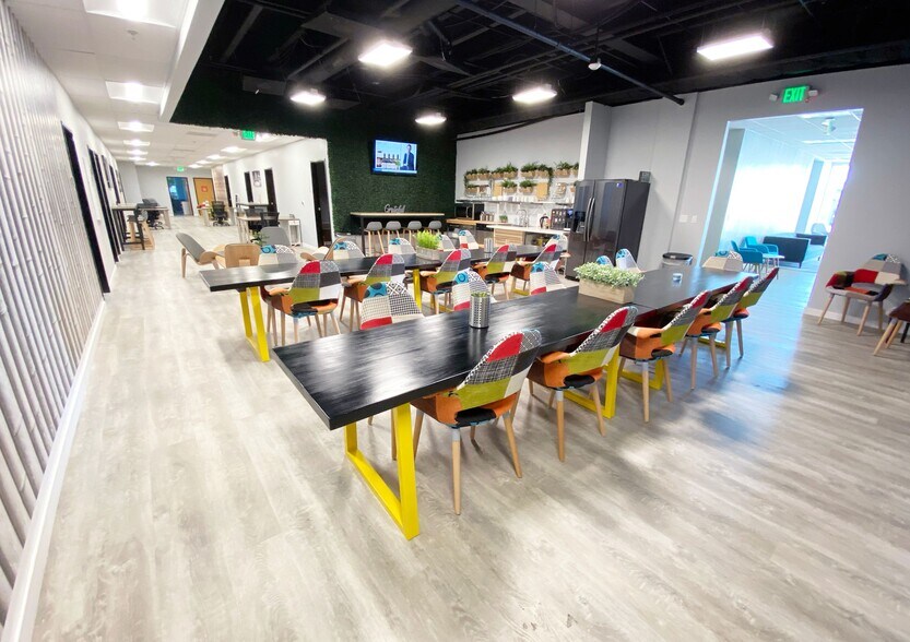 More Photos Of 1300 Eastman Ave, Ventura Loft Creative Space For Sale