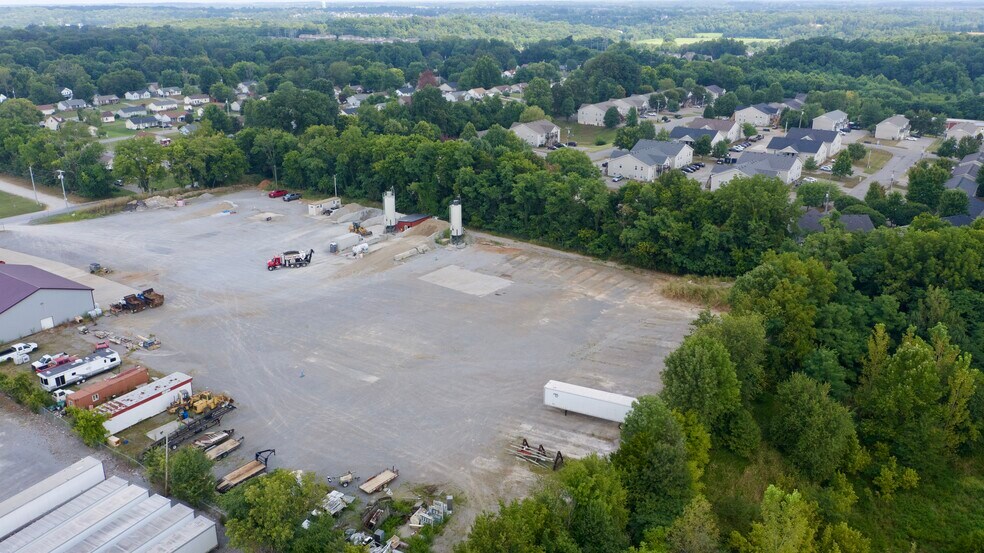 More Photos Of 2727 Union Hall Rd, Clarksville Land For Lease