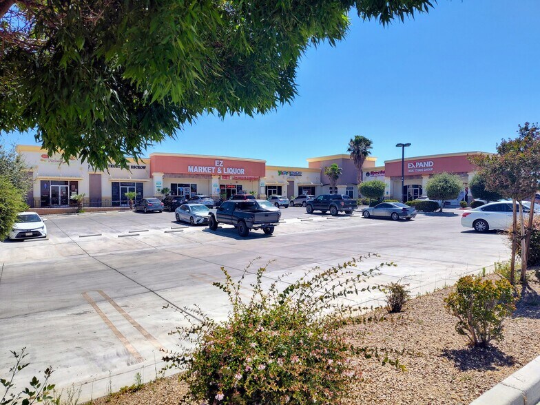 Primary Photo Of 11850 Hesperia Rd, Hesperia Freestanding For Lease