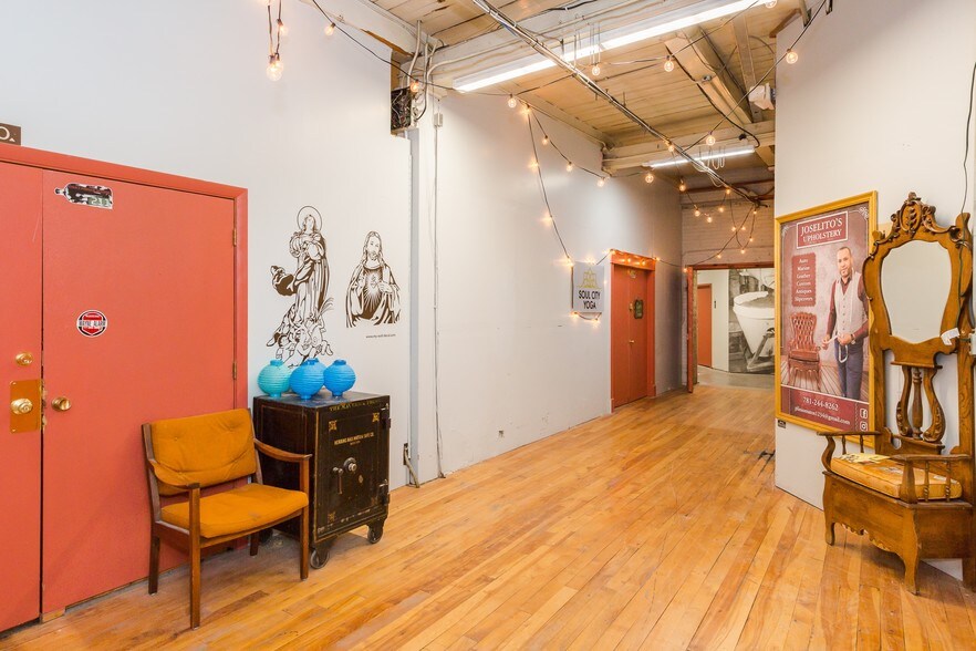 More Photos Of 271 Western Ave, Lynn Research And Development For Lease