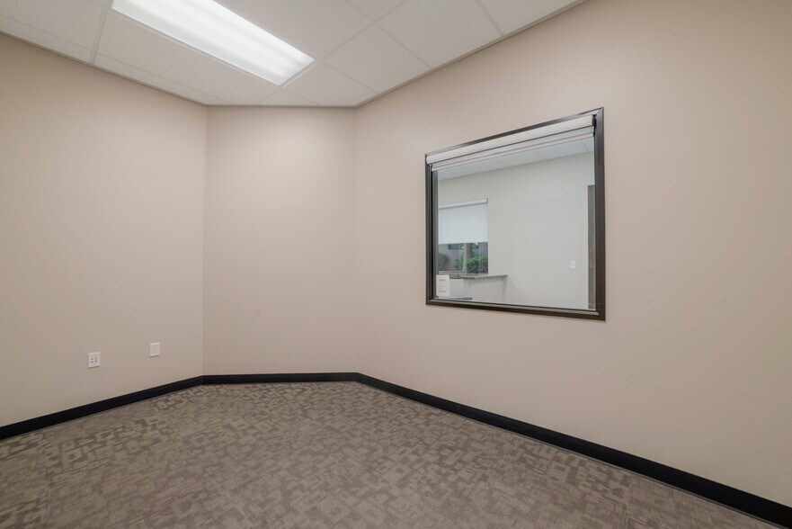 More Photos Of 5516 S Fort Apache Rd, Las Vegas Medical For Lease