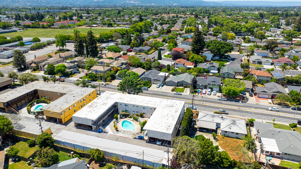 More Photos Of 935 Pomeroy Ave, Santa Clara Apartments For Sale
