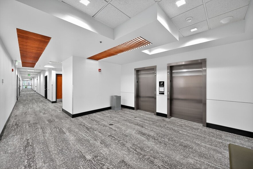More Photos Of 9399 Crown Crest Blvd, Parker Medical For Lease
