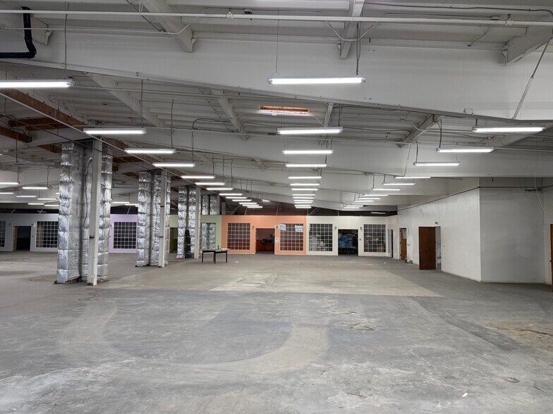 More Photos Of 4747 W Century Blvd, Inglewood Storefront For Lease