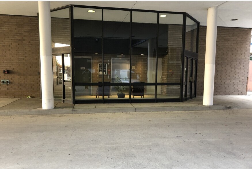 More Photos Of 4848 Battery Ln, Bethesda Loft Creative Space For Lease