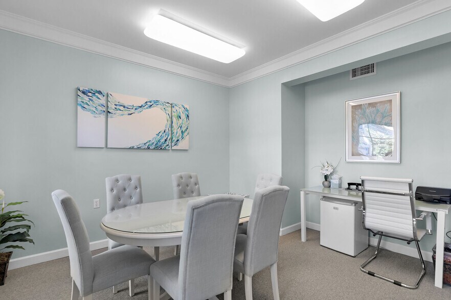 More Photos Of 88101 Old Hwy, Islamorada Office For Sale