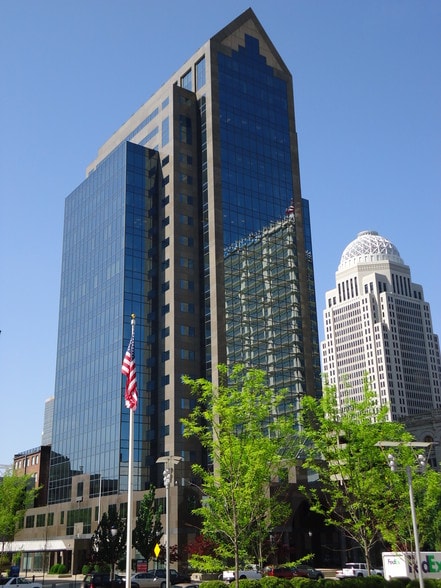 More Photos Of 220 W Main St, Louisville Office For Lease