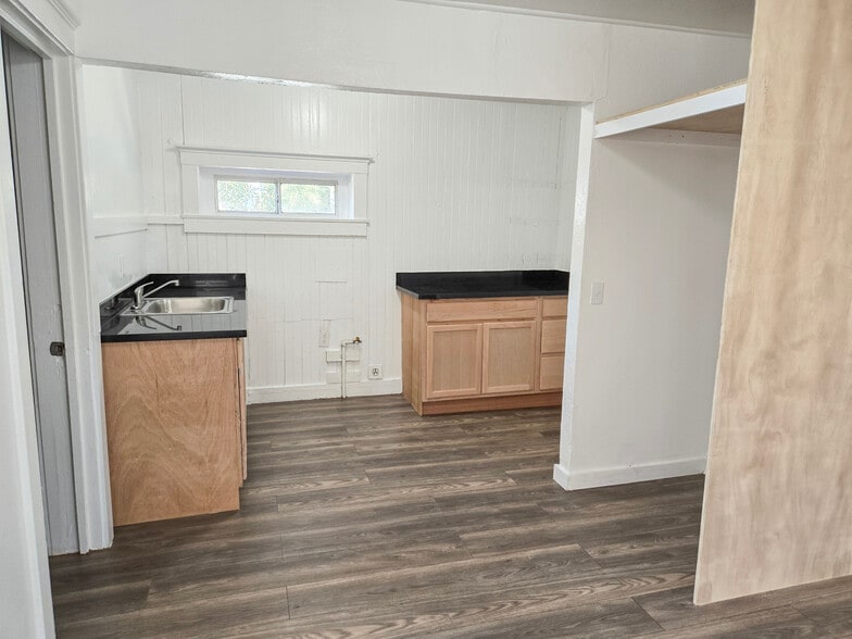 More Photos Of 1920 Marin St, Vallejo Apartments For Sale