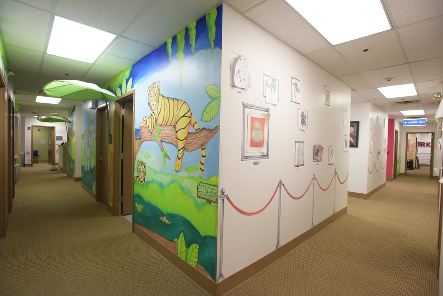 More Photos Of 1740 South St, Philadelphia Healthcare For Lease