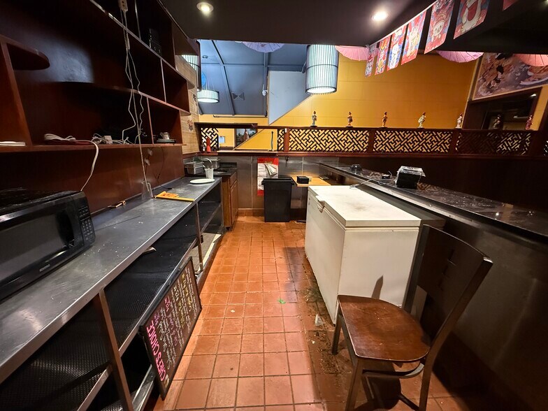 More Photos Of 121 Depot St, Milford Restaurant For Sale