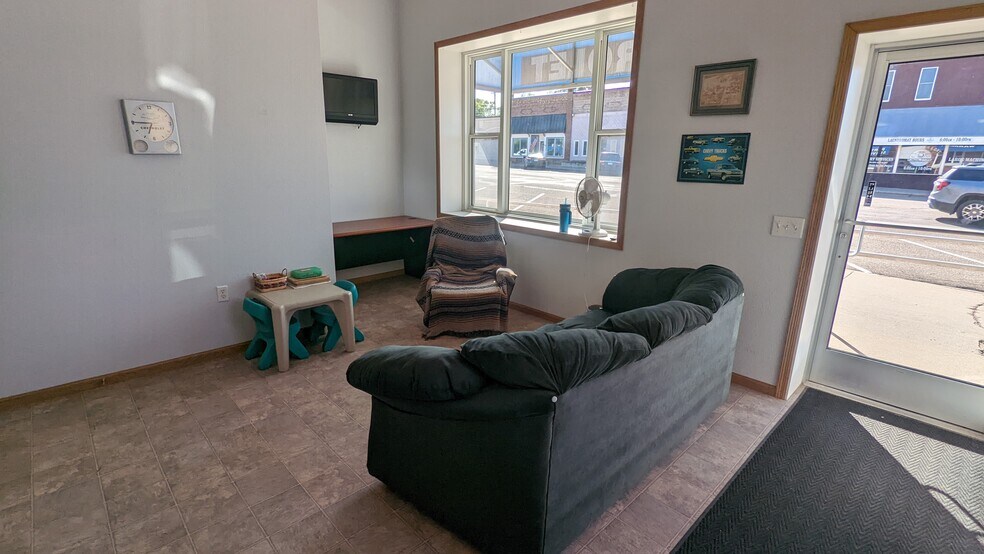 More Photos Of 113 Main St, Wanamingo Auto Repair For Sale