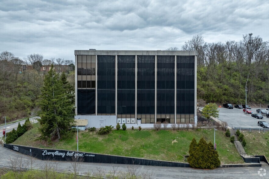 More Photos Of 2300 Montana Ave, Cincinnati Office For Sale