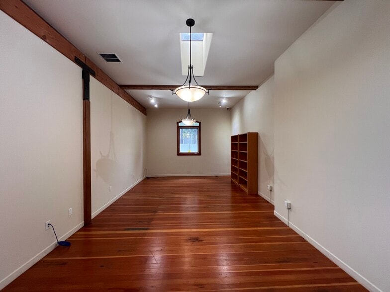 More Photos Of 216 N 8th St, Santa Paula Medical For Lease