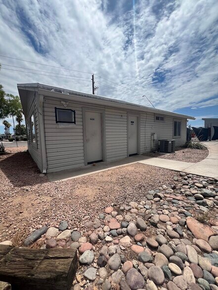 More Photos Of 650 W McKellips Rd, Mesa Industrial For Sale