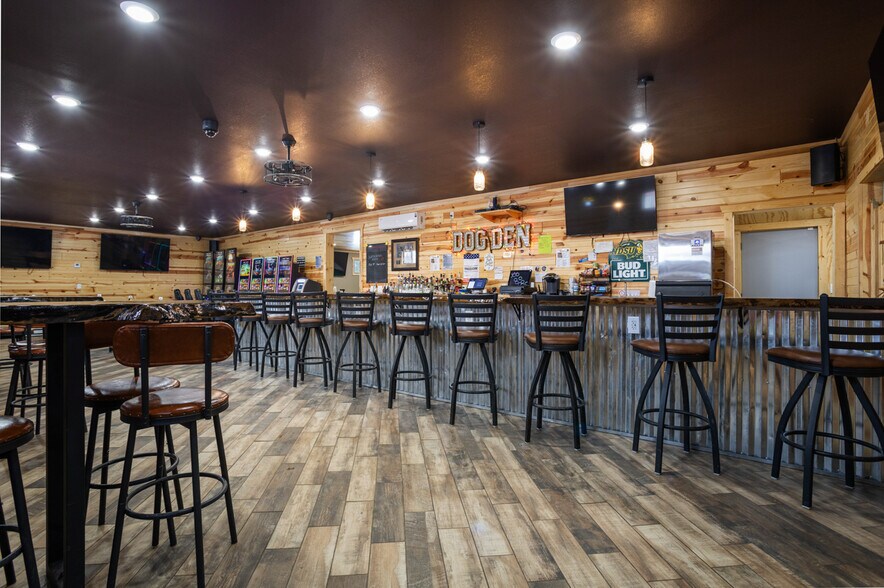 More Photos Of 220 Main St, Butte Restaurant For Sale