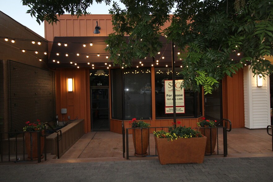 More Photos Of 1136-1154 Main St, Saint Helena Storefront For Lease