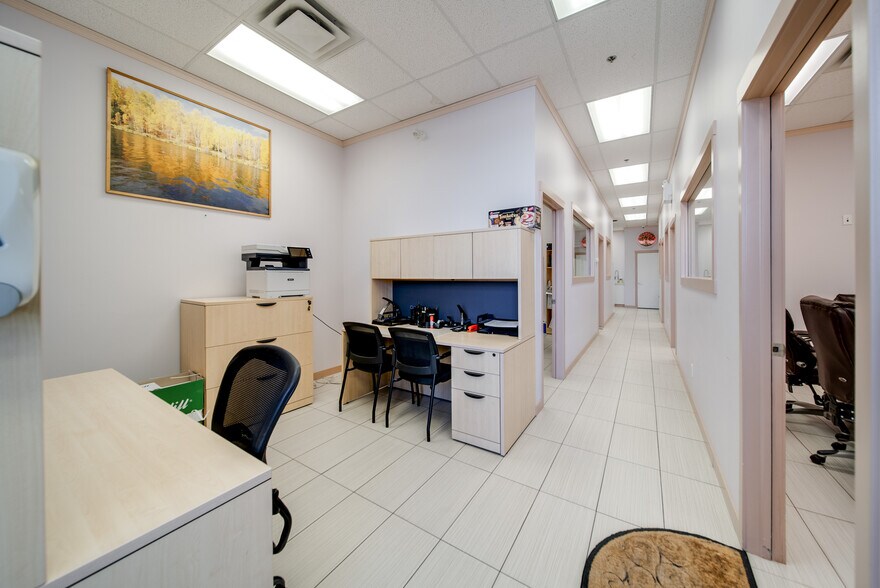 More Photos Of 16620 71 St NW, Edmonton Storefront For Sale