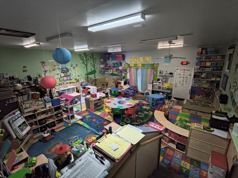 More Photos Of 7316 250th Ave, Salem Office For Lease