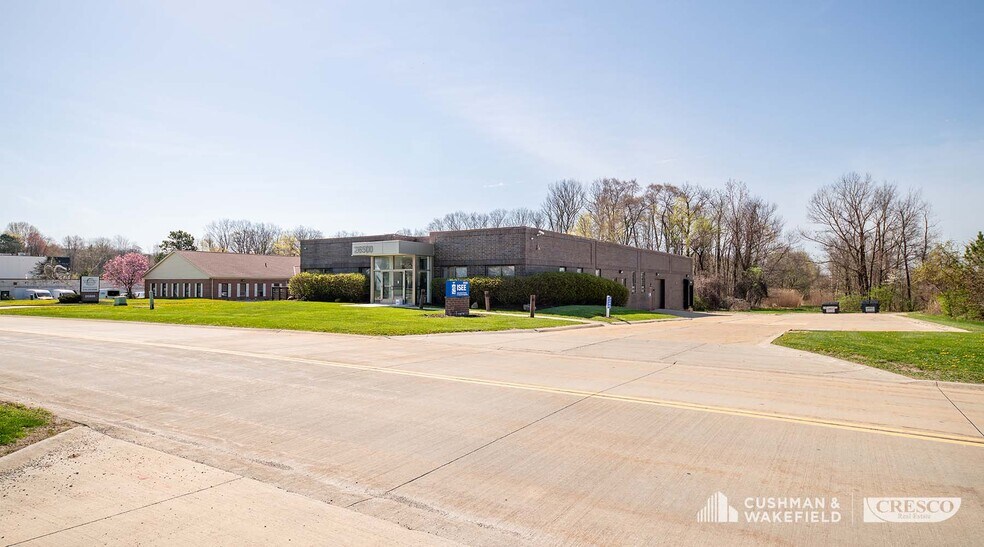Primary Photo Of 26500 Renaissance Pky, Warrensville Heights Light Distribution For Sale