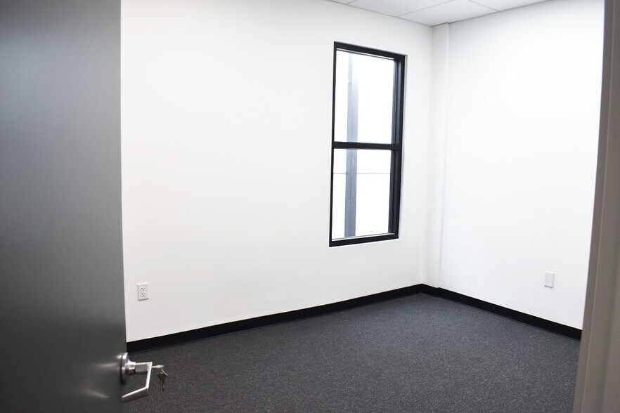 More Photos Of 4732 Sugar Grove Blvd, Stafford Medical For Lease