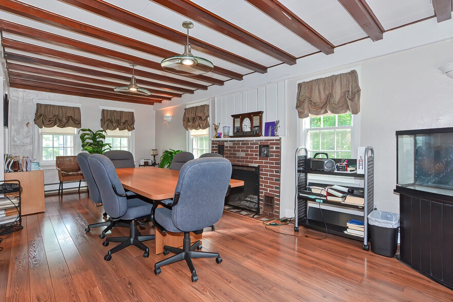 More Photos Of 159 Hartford Ave E, Mendon Office Residential For Sale