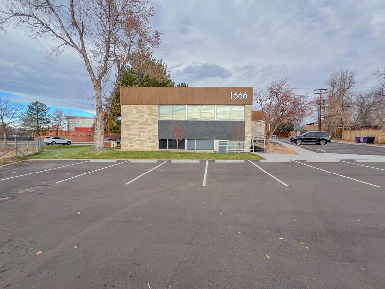 More Photos Of 1666 S University Blvd, Denver Office For Lease