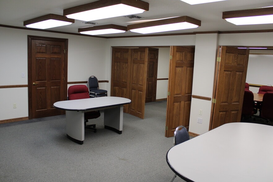 More Photos Of 606 S 9th St, Las Vegas Office Residential For Lease